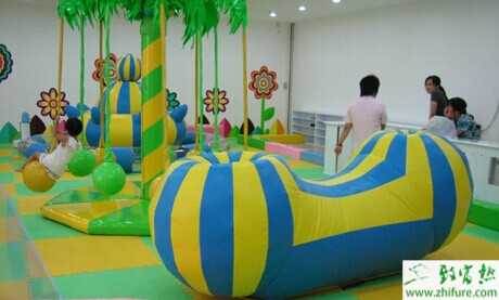 兒童游樂園創業加盟項目