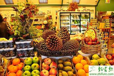 街頭水果店都在賺錢嗎？