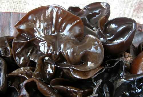 日常生活中的“有毒”蔬菜有那些？_新鮮木耳