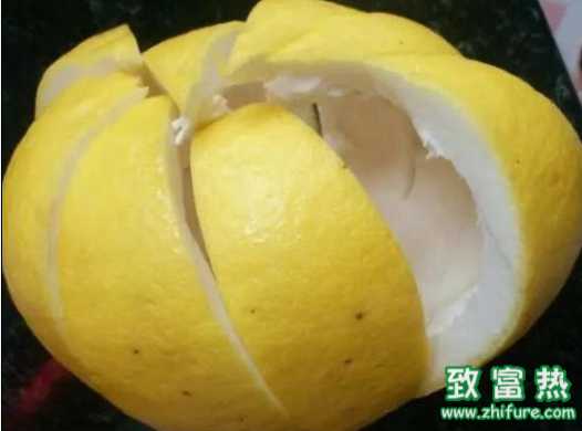 柚子皮泡水喝可以減肥嗎？柚子皮的腌制方法