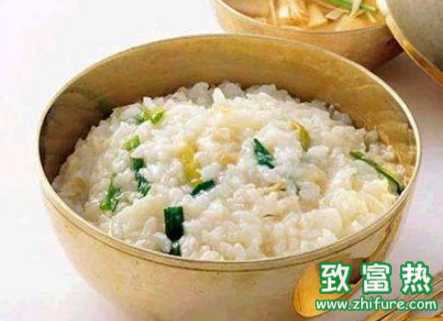 用湯泡飯吃真的不科學嗎 用湯泡飯吃真的不科學嗎