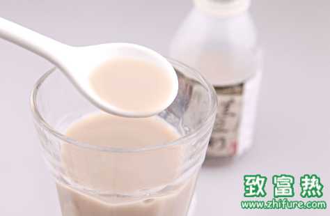 豆奶的營養(yǎng)價值 喝豆奶需要注意什么