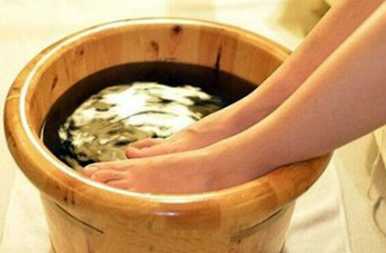 晚上泡腳的好處