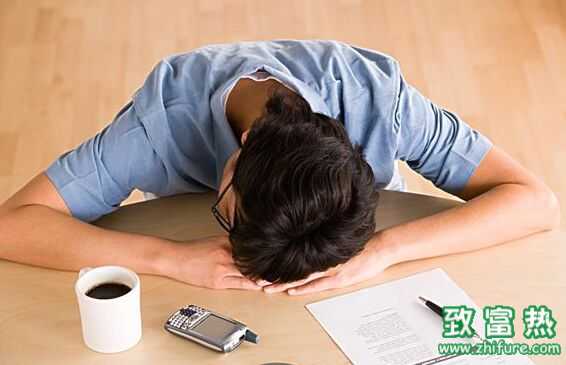解決讓你上班沒精神的“春困”