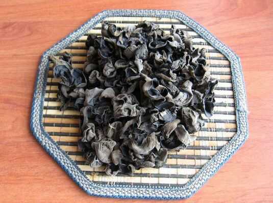 黑木耳并非越黑越營養
