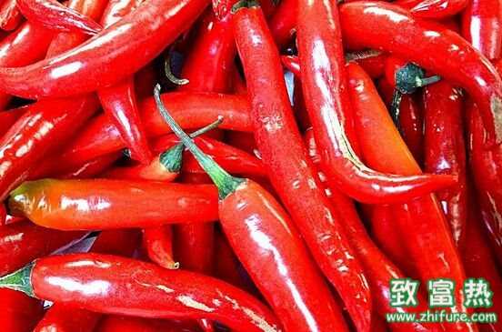 小孩子能吃辣椒嗎？辣椒吃多了對身體好還是不好？
