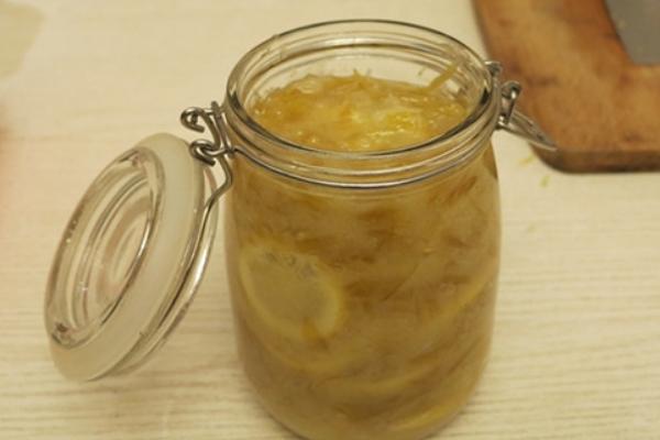 蜂蜜腌檸檬能減肥嗎