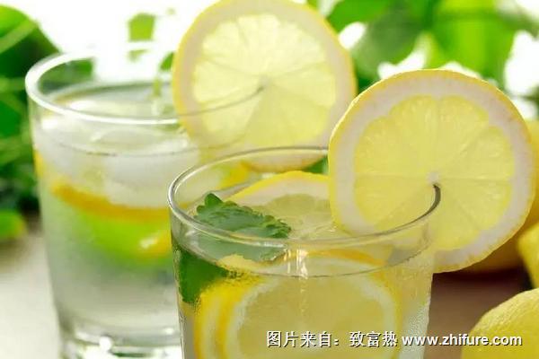 檸檬蜂蜜水可以祛斑嗎