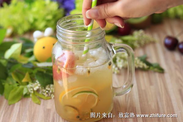 檸檬和蜂蜜能一起喝嗎