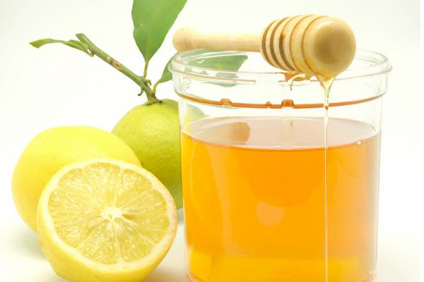 早上喝檸檬蜂蜜水好嗎