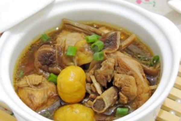 板栗燉排骨做法大全
