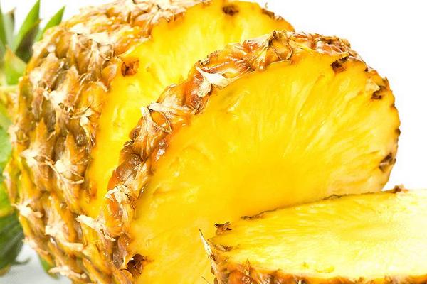 香水菠蘿要用鹽水泡嗎