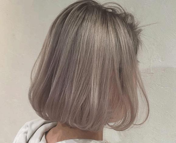 板栗色頭發(fā)圖片大全(女)