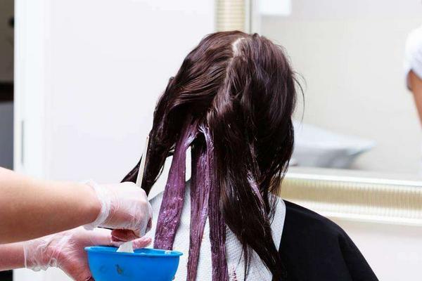 板栗色頭發(fā)圖片大全(女)