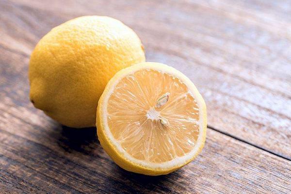 檸檬可以去狐臭嗎