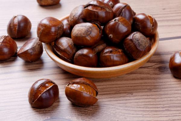 板栗煮什么湯好喝