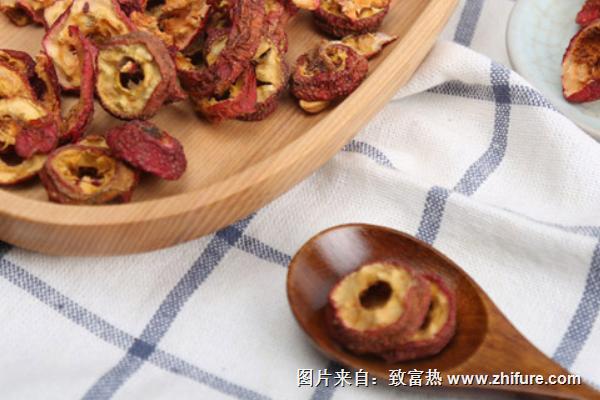 山楂片泡水的功效與作用及禁忌