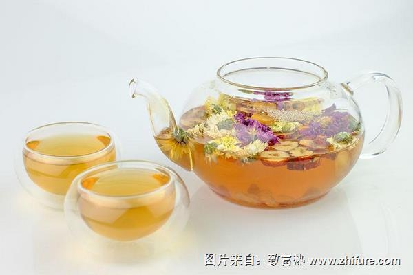 山楂泡水喝的功效與作用及禁忌