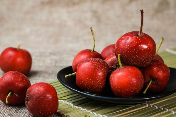 決明子和山楂泡水喝的功效