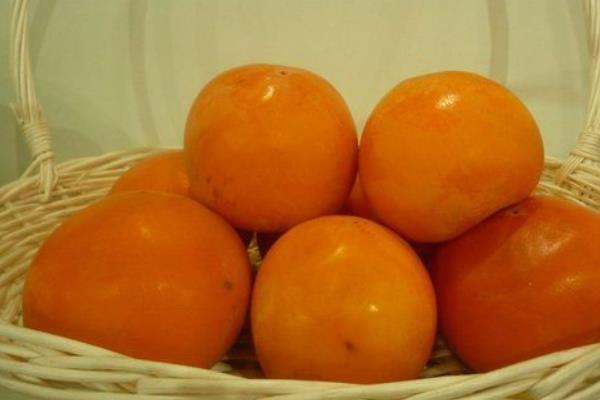 柿子和牛奶能一起吃嗎