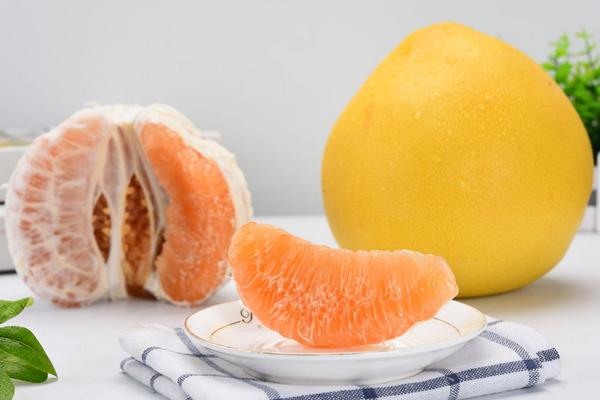 一個柚子一般有多少斤