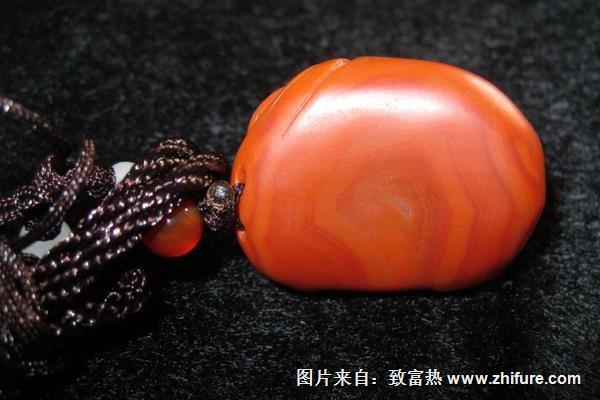 柿子紅南紅瑪瑙價(jià)格