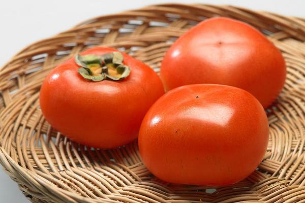 石榴和柿子能一起吃嗎