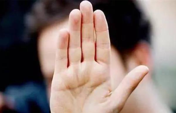 軟柿子是什么意思