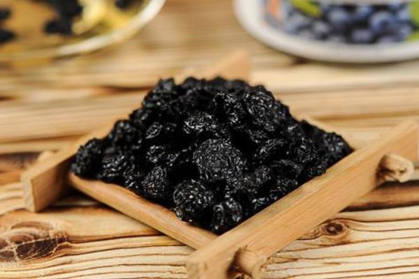 藍(lán)莓干怎么吃