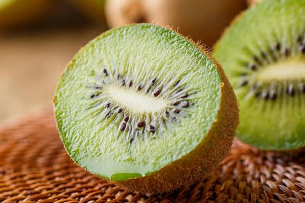 獼猴桃什么季節成熟