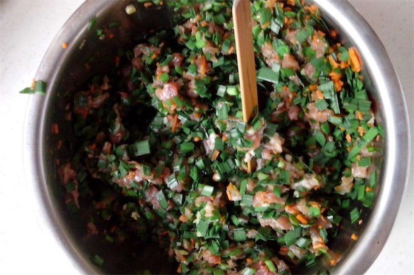 韭菜豬肉餃子餡的做法大全