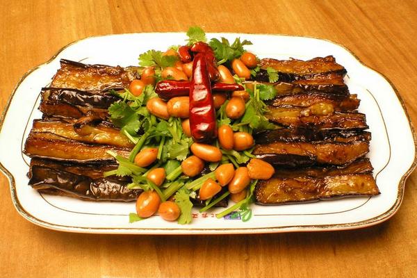 青茄子和紫茄子的區別是什么