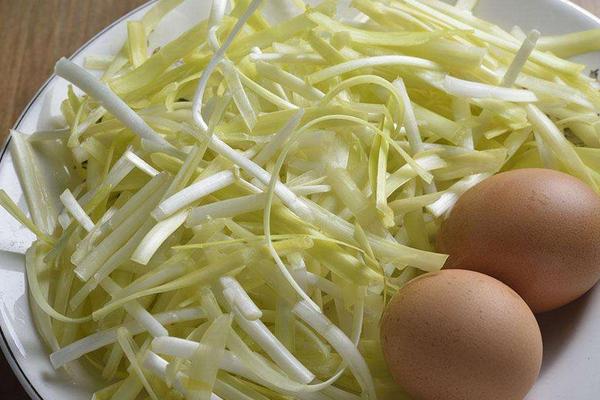 韭黃和韭菜的區別是什么