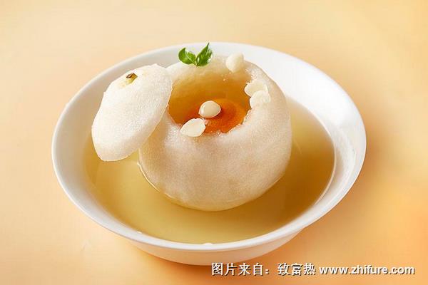 冰糖雪梨蒸好還是煮好