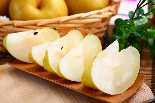 梨和煮梨哪個功效好