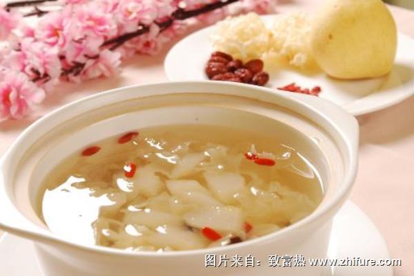 銀耳梨子湯的做法大全