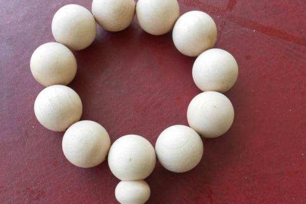 香椿木手串價(jià)格多少錢一串