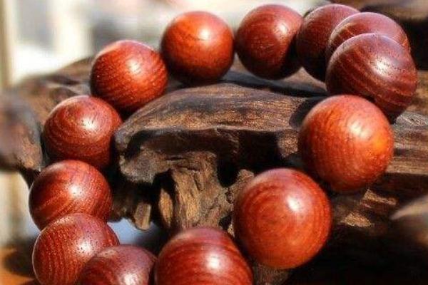 香椿木手串價(jià)格多少錢一串