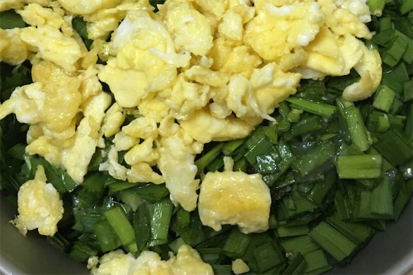 韭菜雞蛋餃子餡的做法大全