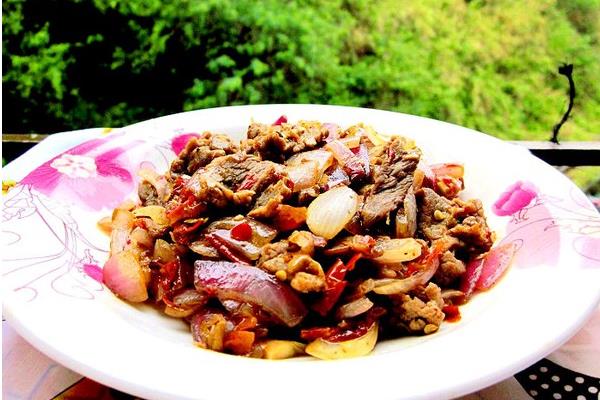 洋蔥炒牛肉的做法大全