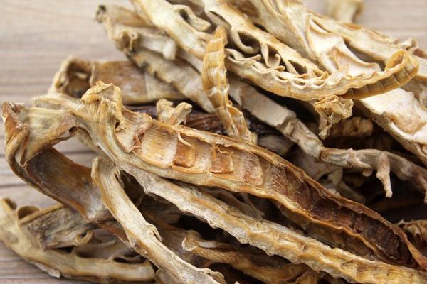 竹筍烘干的方法是什么？干竹筍炒菜的做法？