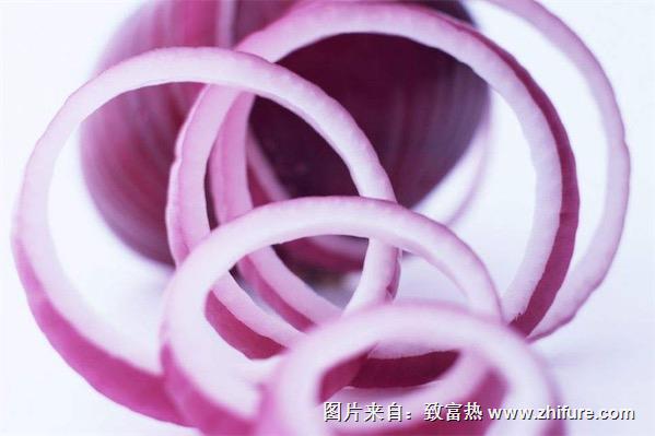 洋蔥不能和什么一起吃