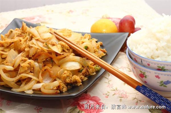 洋蔥炒雞蛋的做法大全