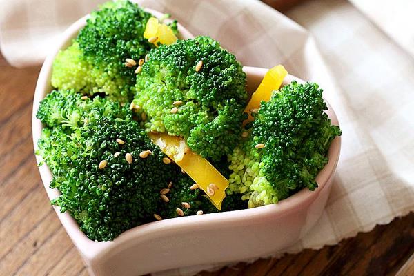 西蘭花可以生吃嗎