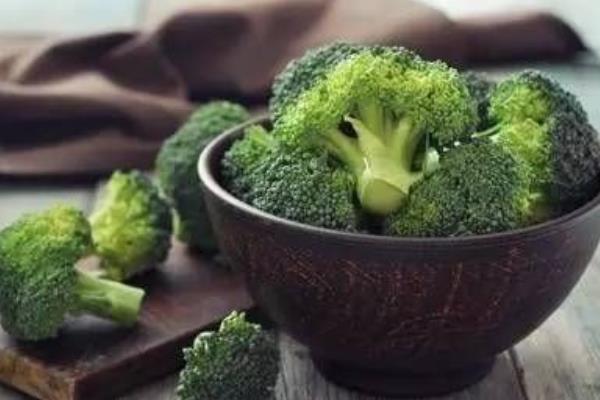 西蘭花黃了還能吃嗎