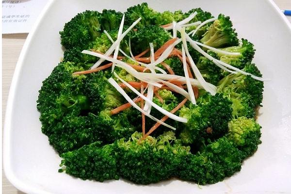 白灼西蘭花的做法大全