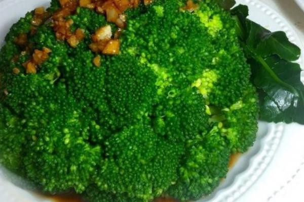 白灼西蘭花的做法大全