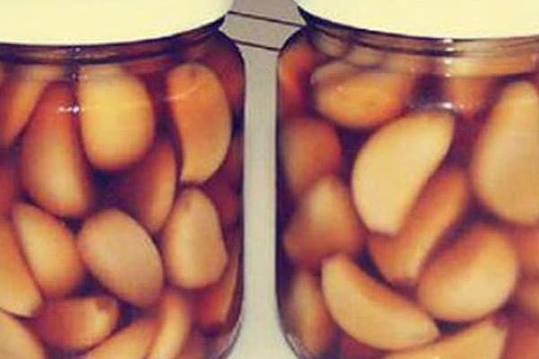 大蒜泡酒的功效與作用及禁忌