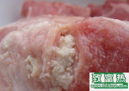 論發(fā)酵床對(duì)豬的重要性