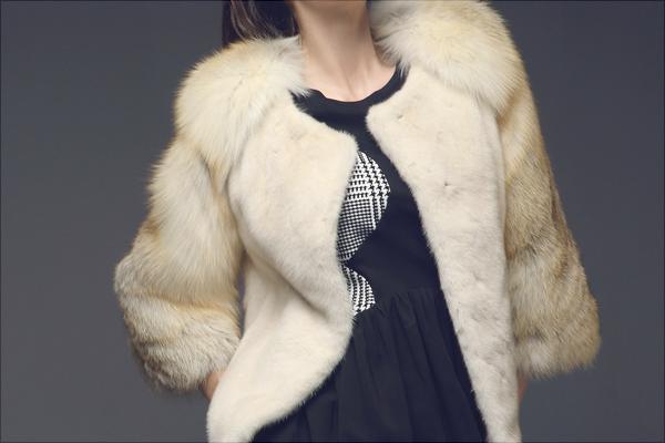 獺兔毛皮草怎么清洗?